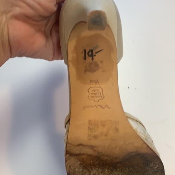 Nina Tan satin like jeweled heels size 7.5 - Picture 8 of 11